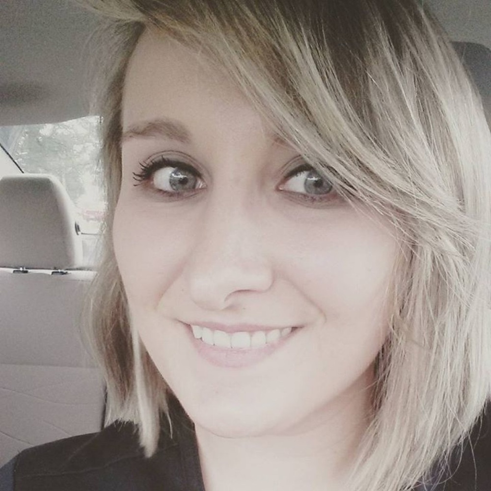 Meet your Posher, Hannah
